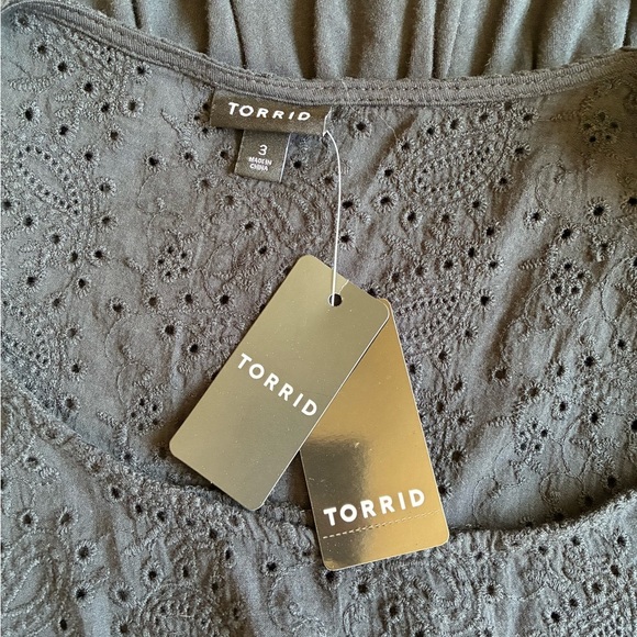 Torrid Black Babydoll Top with Lace Eyelet NWT Torrid Size 3 US size 3X - Picture 8 of 8